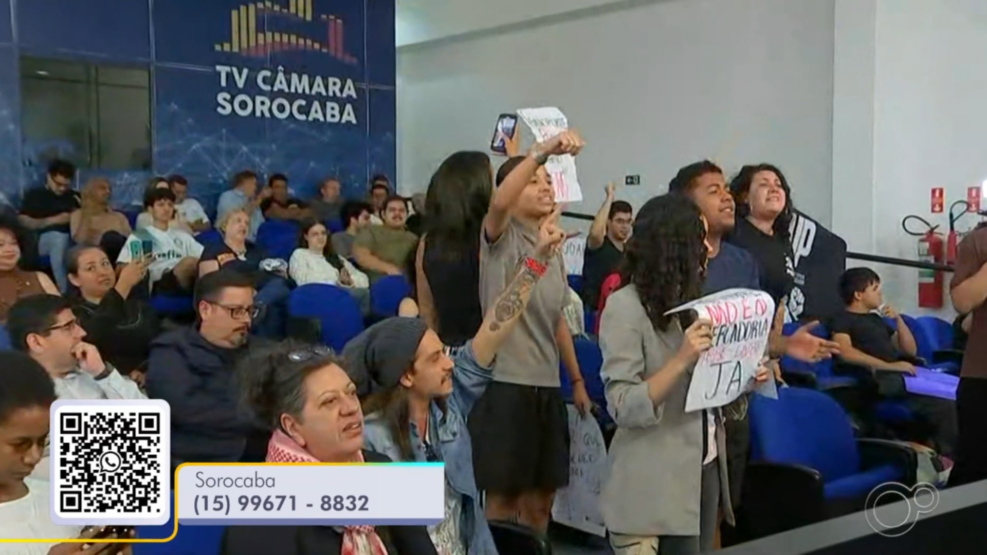 Estudantes protestam contra reajuste e retorno da cobrança da passagem estudantil em Sorocaba