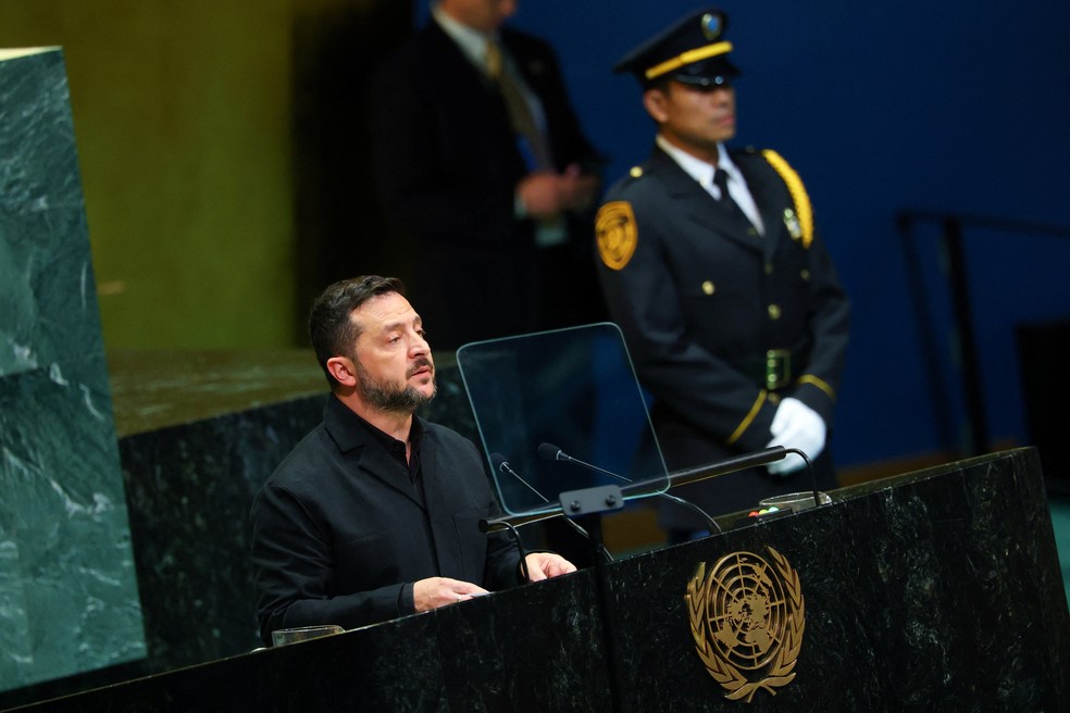 Presidente da Ucrânia, Volodymyr Zelensky, discursa na 81ª Assembleia Geral das Nações Unidas, na sede da ONU, em Nova York, nos Estados Unidos. — Foto: Mike Segar / Reuters