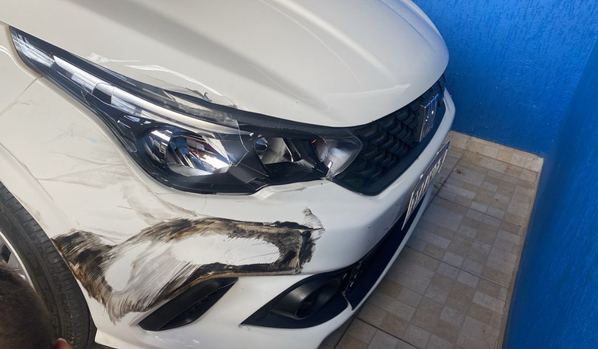 VÍDEO: motorista 'joga' carro na frente de outro e bate em veículo durante briga de trânsito no interior de SP