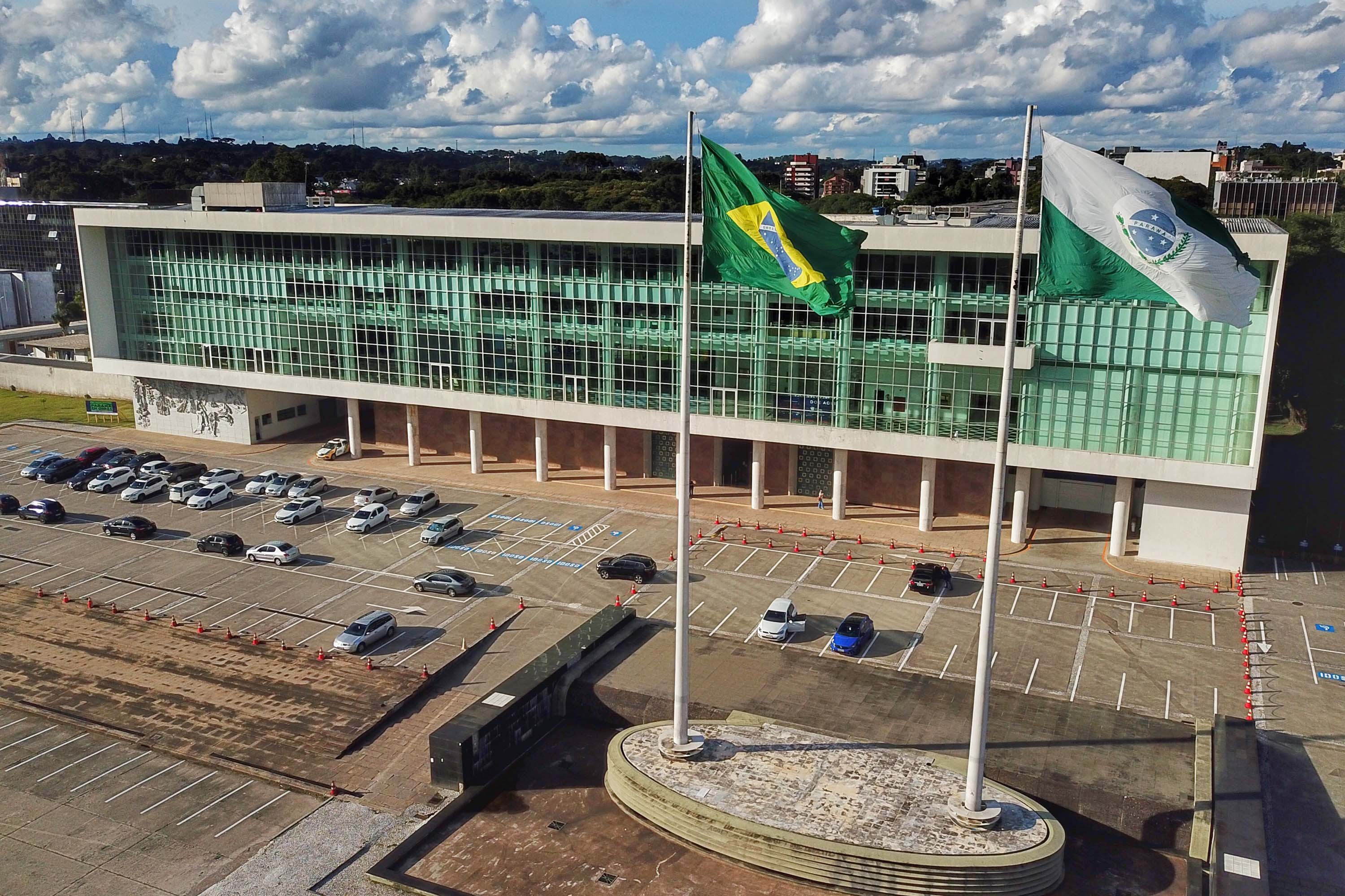 Candidatos a governador do Paraná fazem segundo dia de campanha | G1