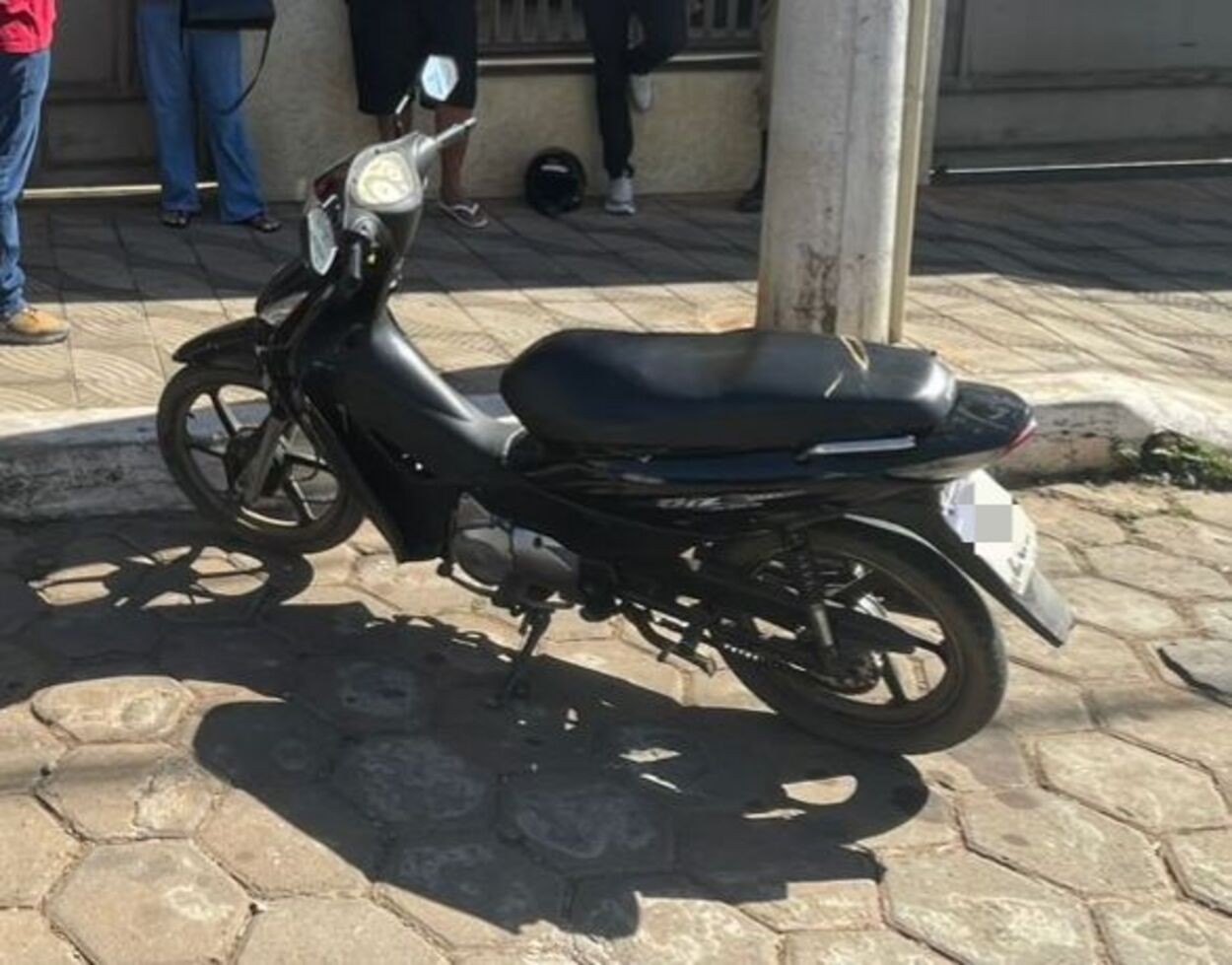 Após adolescente ser flagrado conduzindo moto em Bocaiuva, pais são levados à delegacia