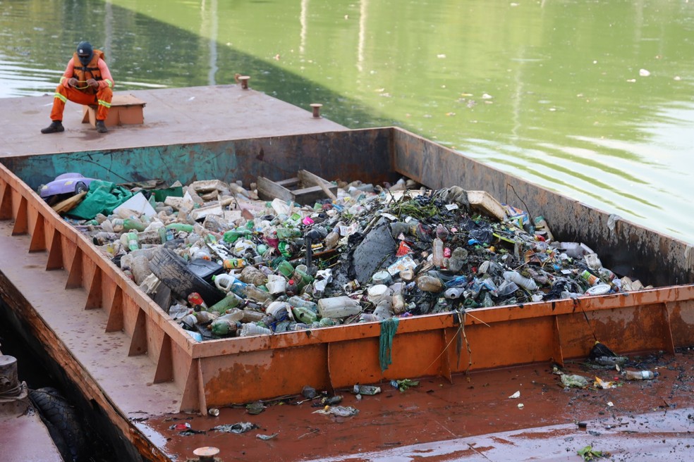 Quase 44 mil toneladas de lixo foram retiradas do Rio Pinheiros em 2025, diz secretaria de SP — Foto: Divulgação/Secretaria de Meio Ambiente