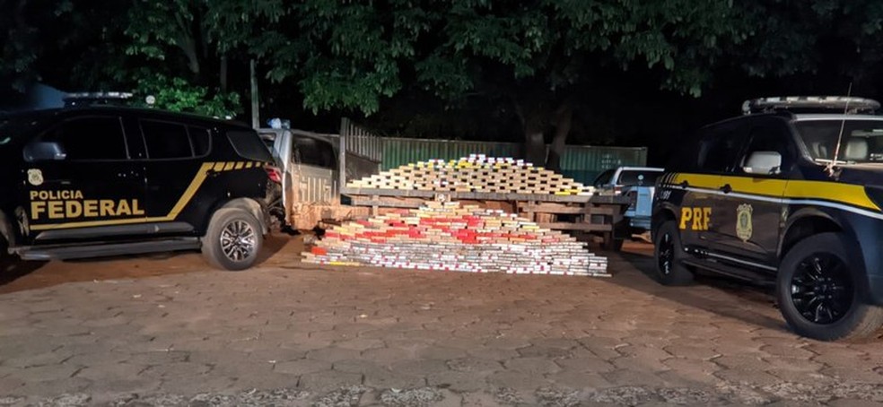Condutor de caminhão confessou ter recebido a carga em Corumbá, com a intenção de entregar os tabletes até Campo Grande. — Foto: Reprodução