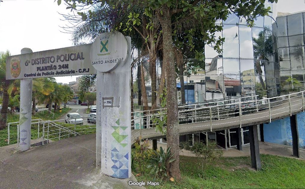 Mulher sequestrada por três criminosos é achada desorientada no porta-malas do carro em SP
