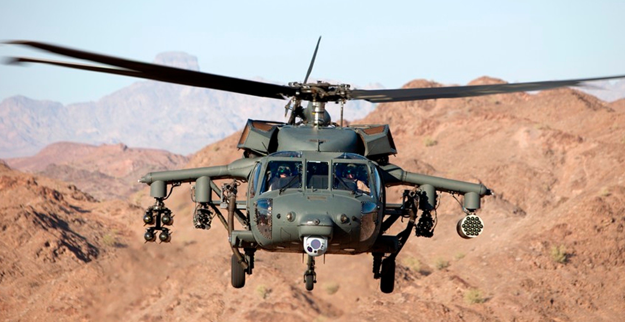 É #FAKE que foto mostre helicóptero militar americano abatido em deserto no Irã; imagem foi criada com inteligência artificial