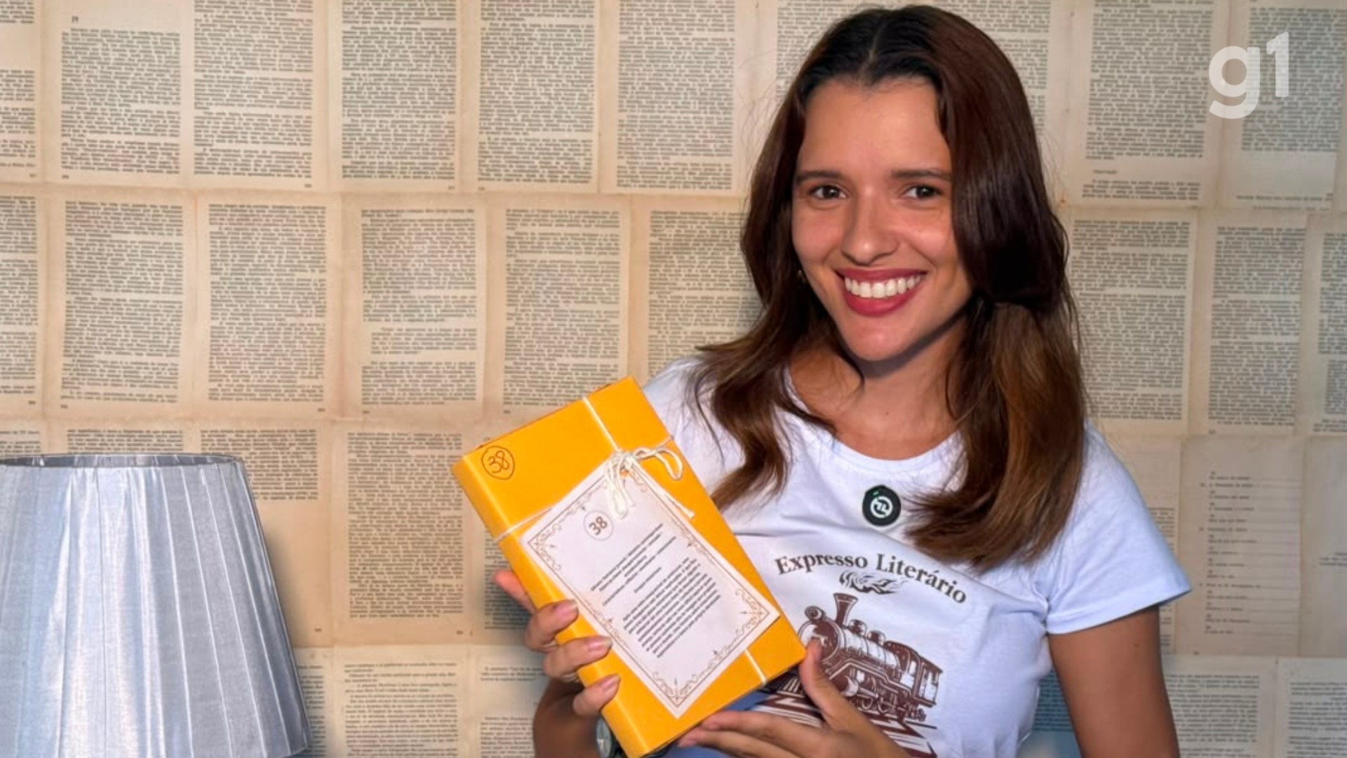 Projeto de influenciadora incentiva a leitura de livros sem revelar a capa em São Bento 