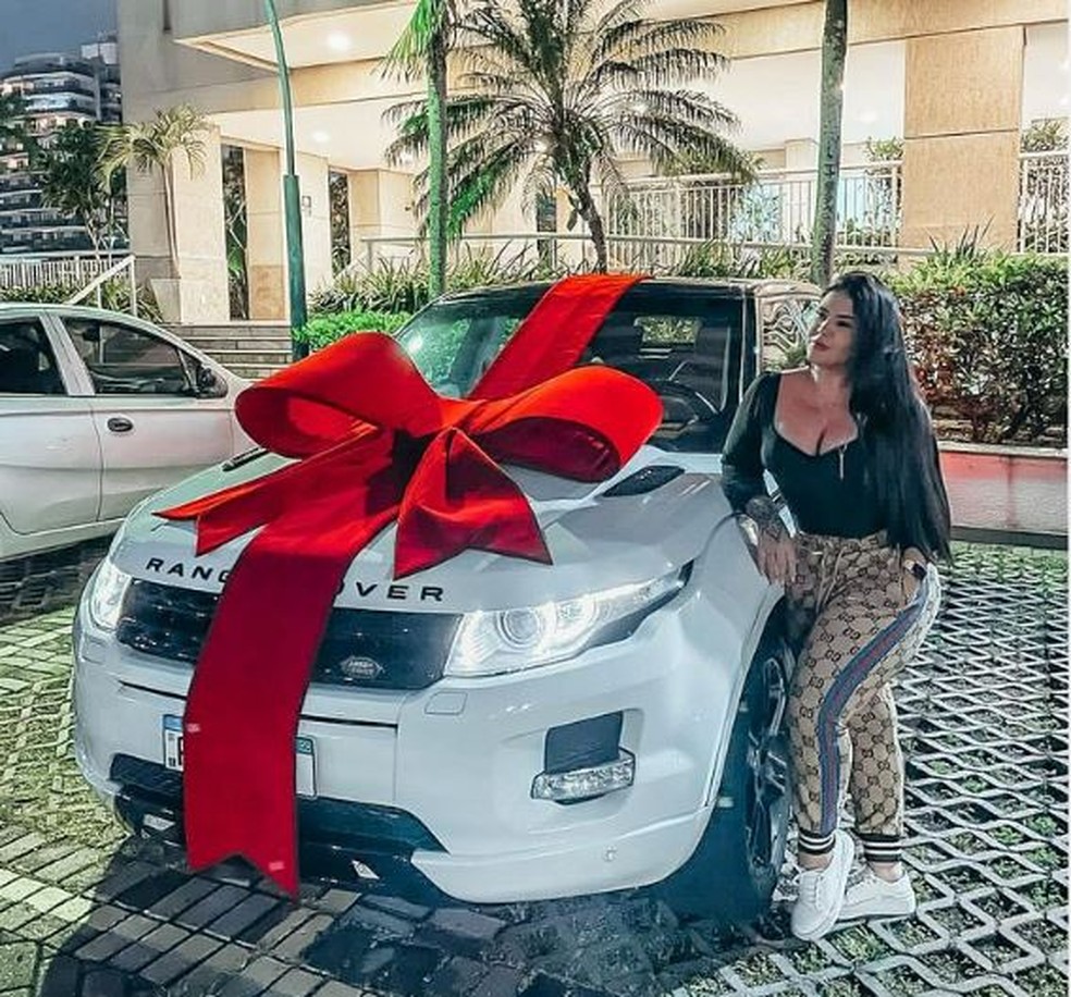 Luanne Jardim foi morta na noite de domingo (21), quando passava por uma alça de acesso para a Linha Amarela, em Pilares.  — Foto: Reprodução redes sociais