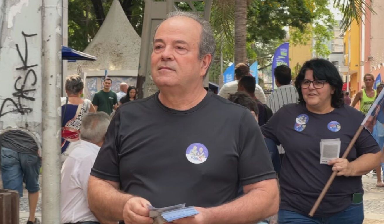 Candidato à prefeitura de Bauru, Prof Xaides faz campanha na Praça Rui Barbosa e destaca ações de revitalização dos espaços públicos 