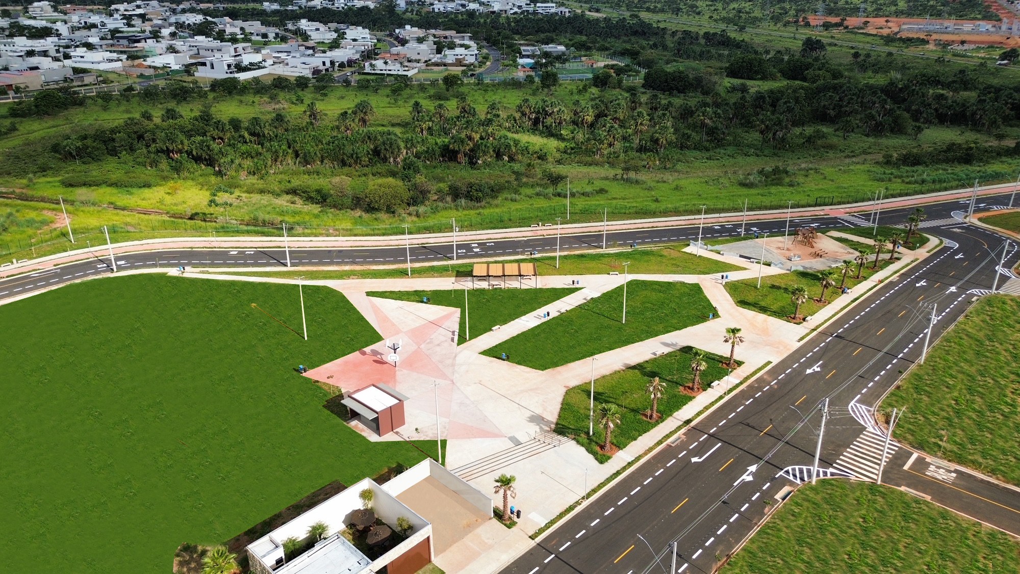 BAIRRO PREMIUM DE UBERLÂNDIA EQUILIBRA NATUREZA, CONFORTO E SEGURANÇA