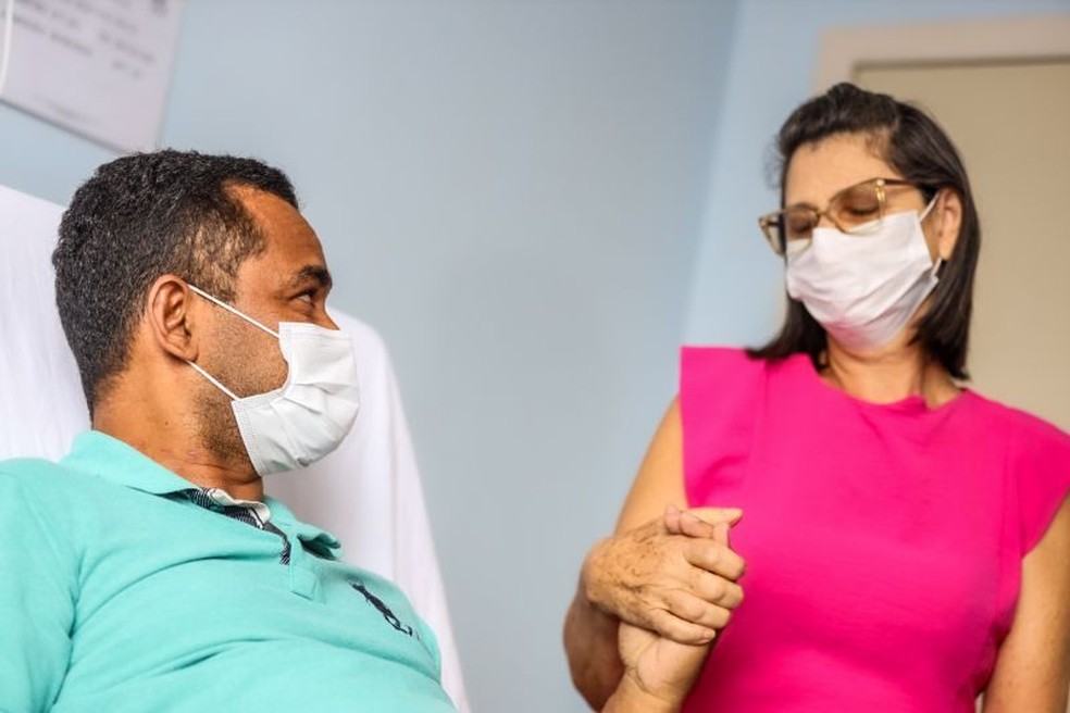 Sogra que doou rim para genro no Pará diz: 'Agora um pedacinho de mim vive nele'Aparecida Rodrigues, de 62 anos, doou um dos seus rins para o genro