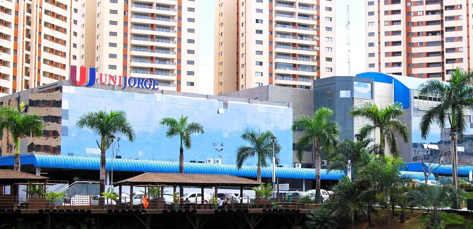 Centro universitário abre vagas de emprego exclusivas para pessoas com deficiência em Salvador 