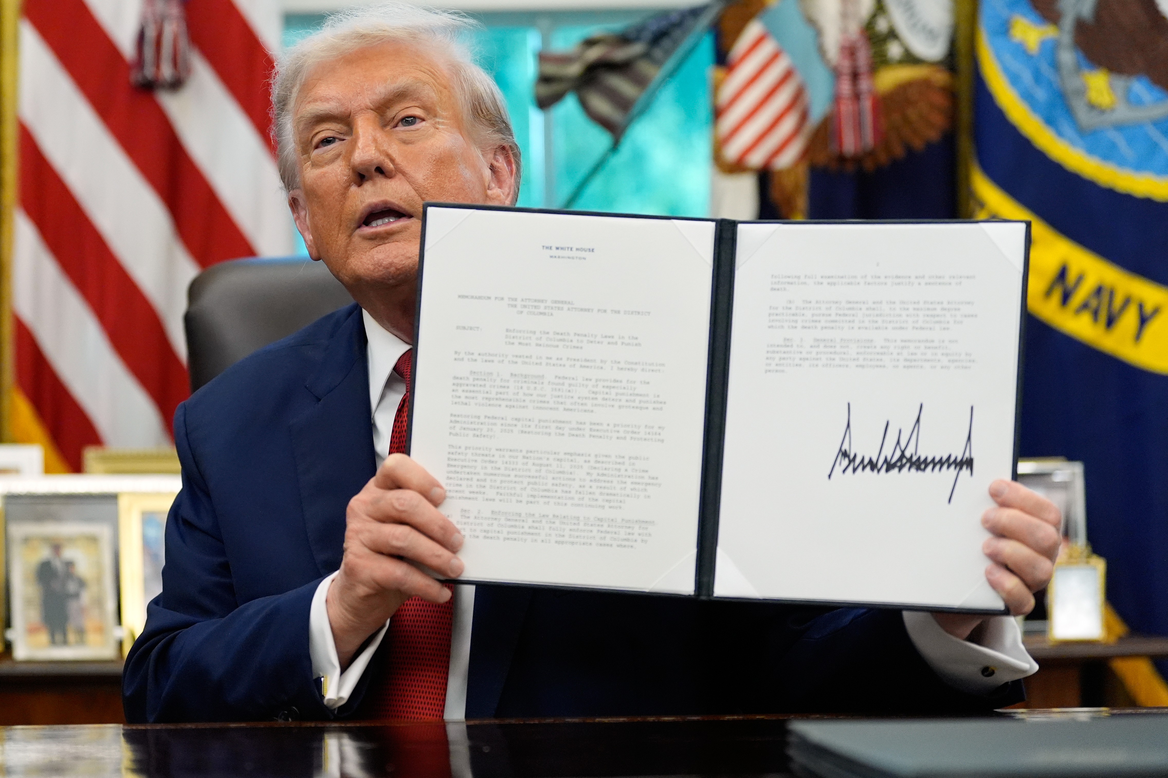 Trump assina decreto que impõe pena de morte em Washington D.C.