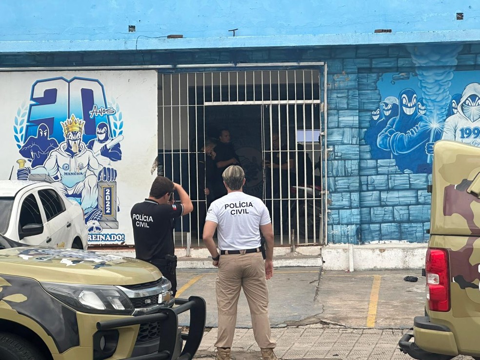 Sede da torcida organizada do CSA foi alvo da operação nessa madrugada — Foto: Nick Marone/TV Gazeta