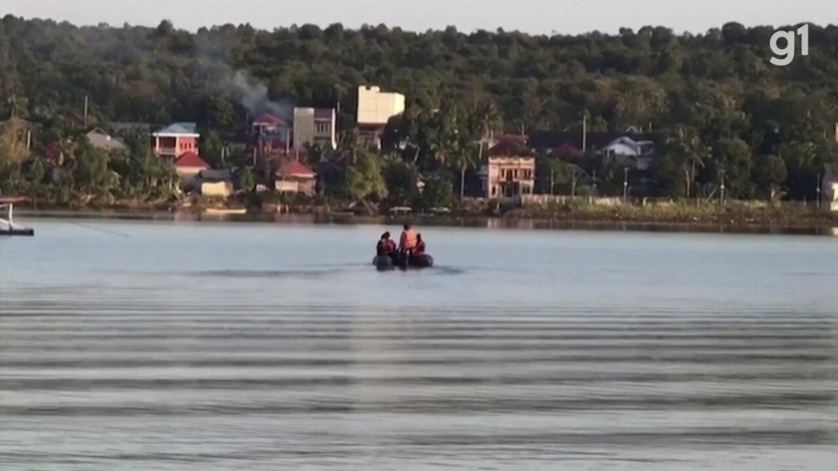 Naufrágio deixa 15 mortos na Indonésia