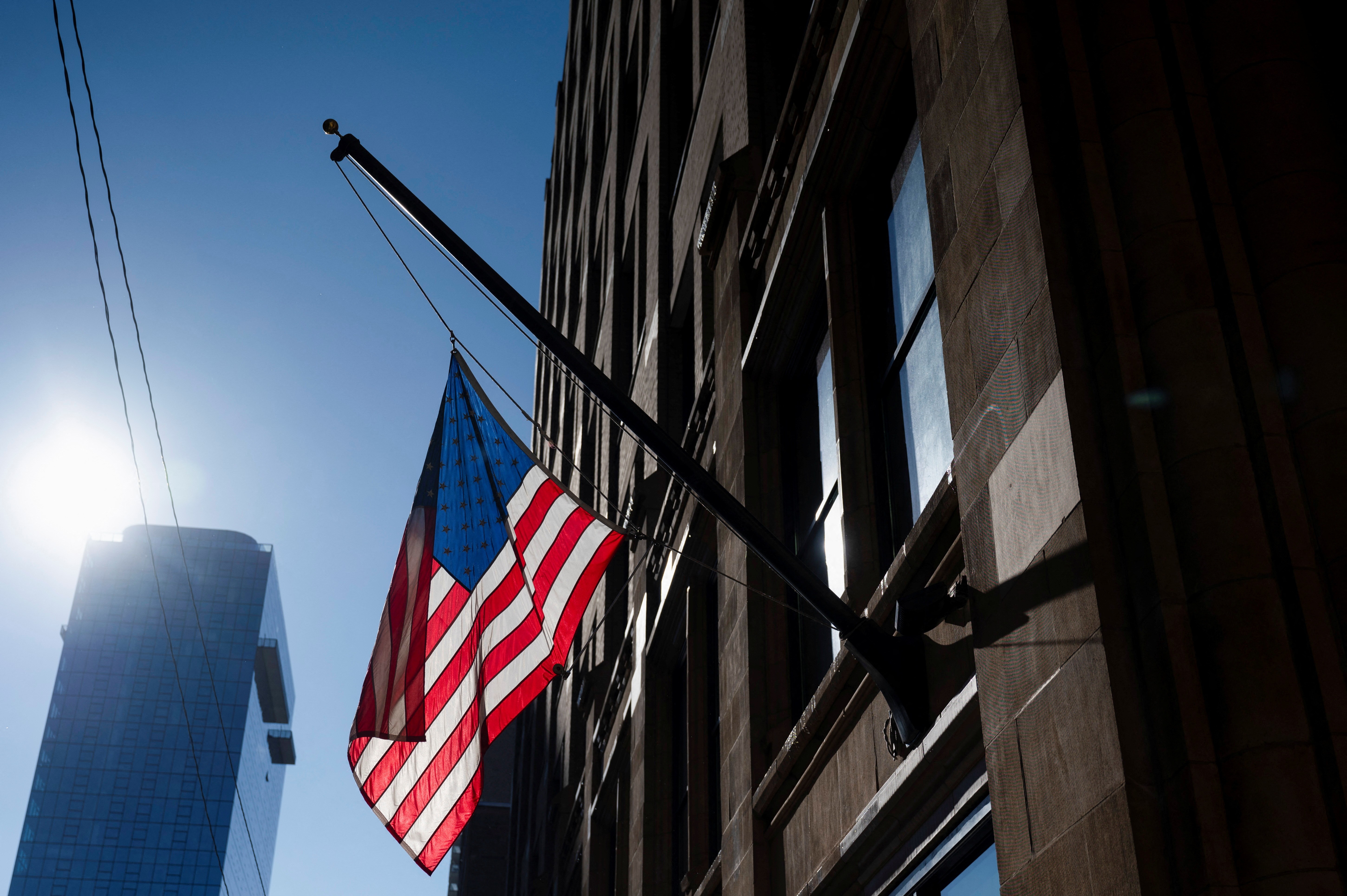 Quais os critérios dos EUA para classificar organizações terroristas estrangeiras; governo Lula quer barrar designação de facções brasileiras