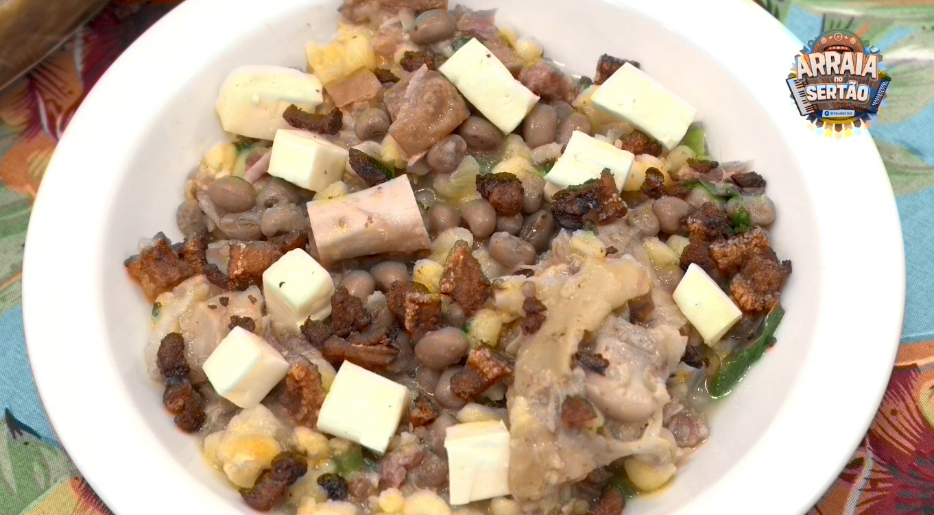 Concurso de culinária junina: aprenda a fazer um mungunzá salgado 