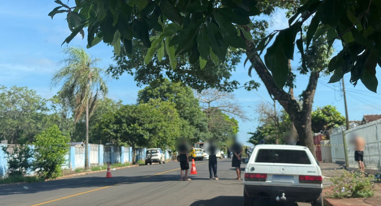 Adolescente pede corrida de aplicativo no PR e é morto após carro ser interceptado por criminosos, diz polícia