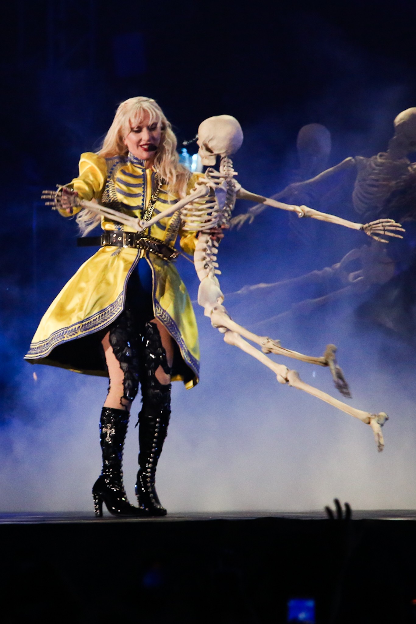 Show de Lady Gaga no Rio teve playback? Entenda como uso de sons gravados domina eventos