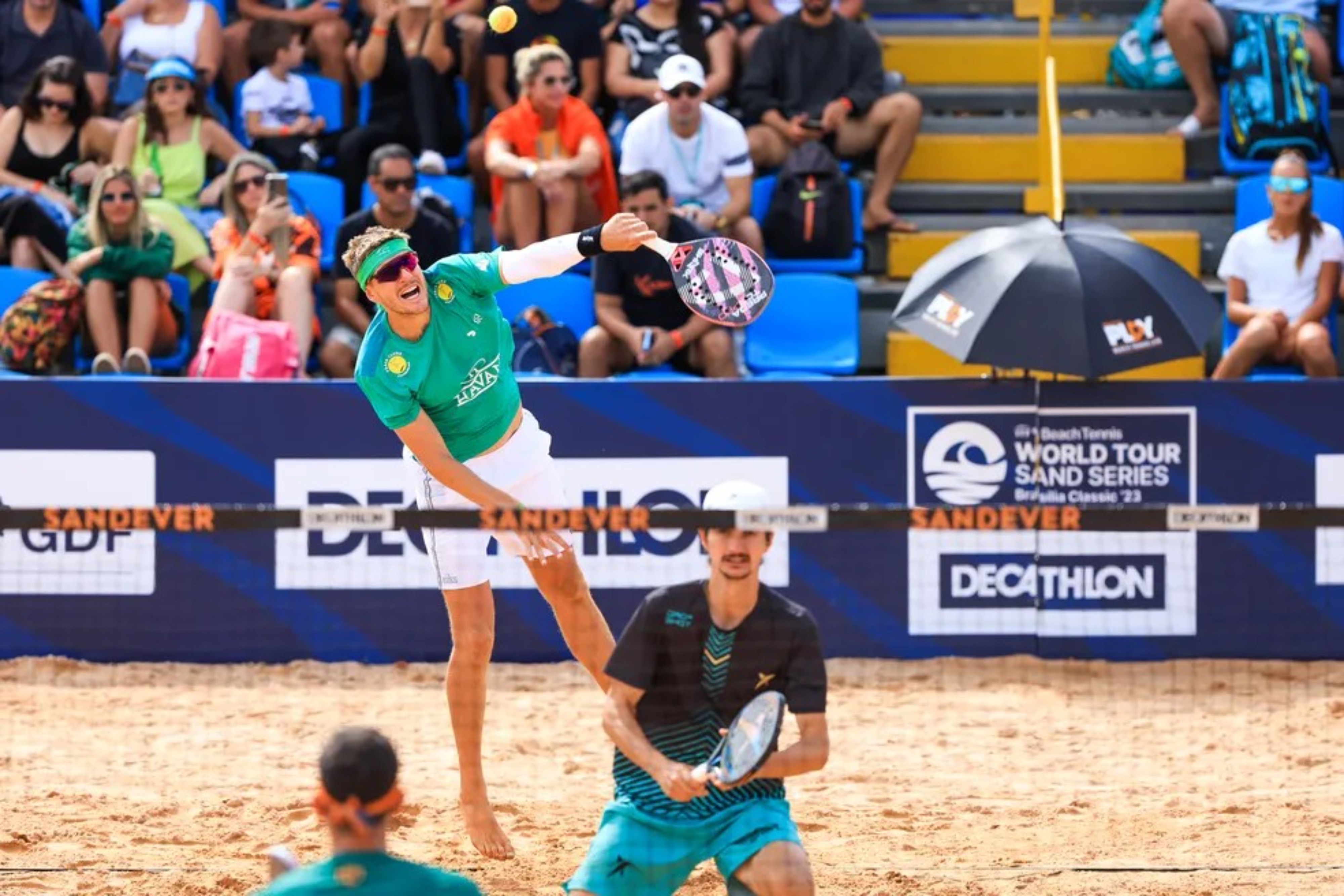 Beach tennis: cidade de SP recebe decisão mundial com as oito melhores duplas da temporada; veja como assistir