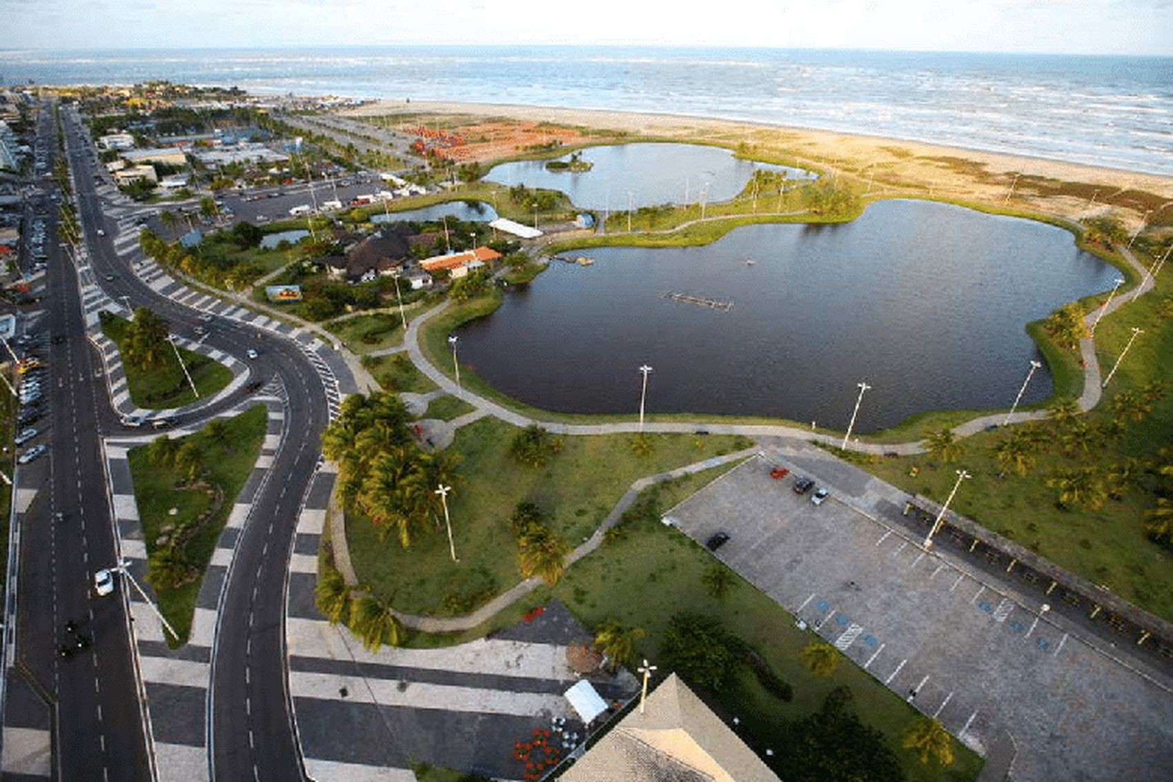 Corpo é encontrado em lago na Orla da Atalaia em Aracaju