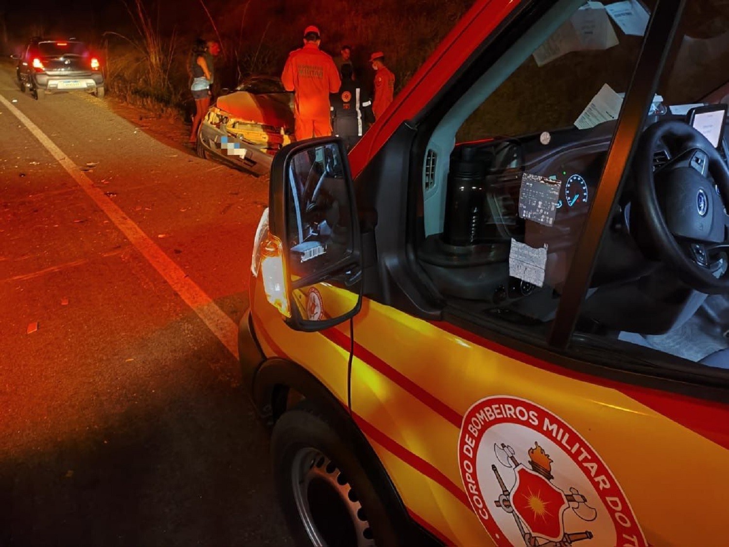 Batida entre carro e caminhonete deixa três mortos e dois feridos na TO-445