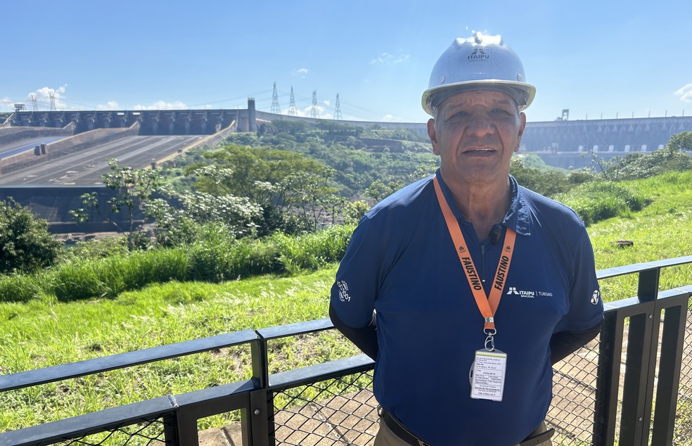 Brrageiro relembra a construção da usina de Itaipu — Foto: Gilvana Giombelli/g1 Paraná