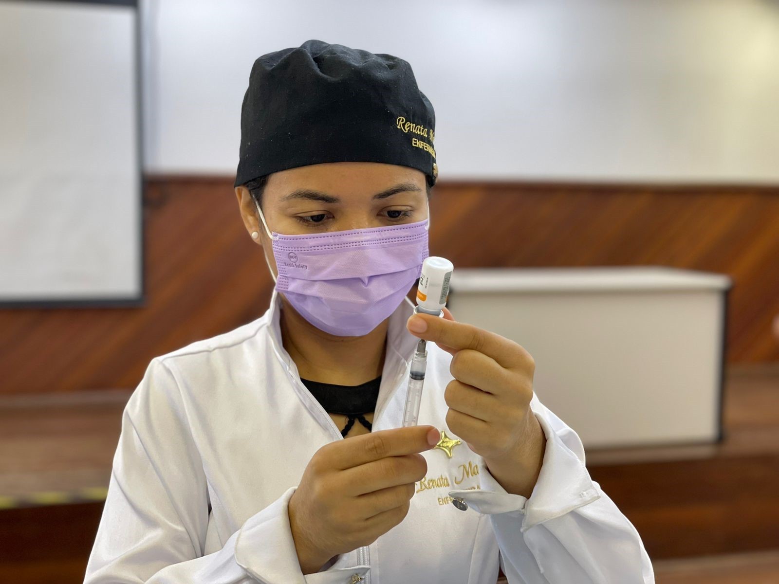 Divinópolis passa a ofertar atendimento e vacinação antirrábica humana nas unidades básicas de saúde