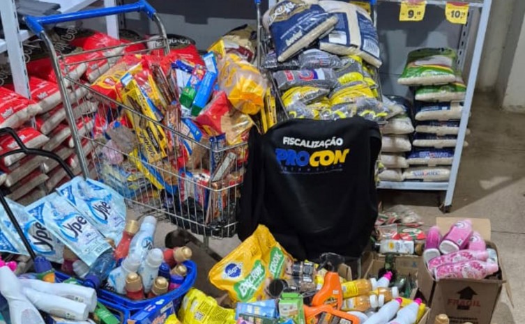 Operação apreende mais de 2 mil produtos fora da validade em supermercados de Paraíso do Tocantins