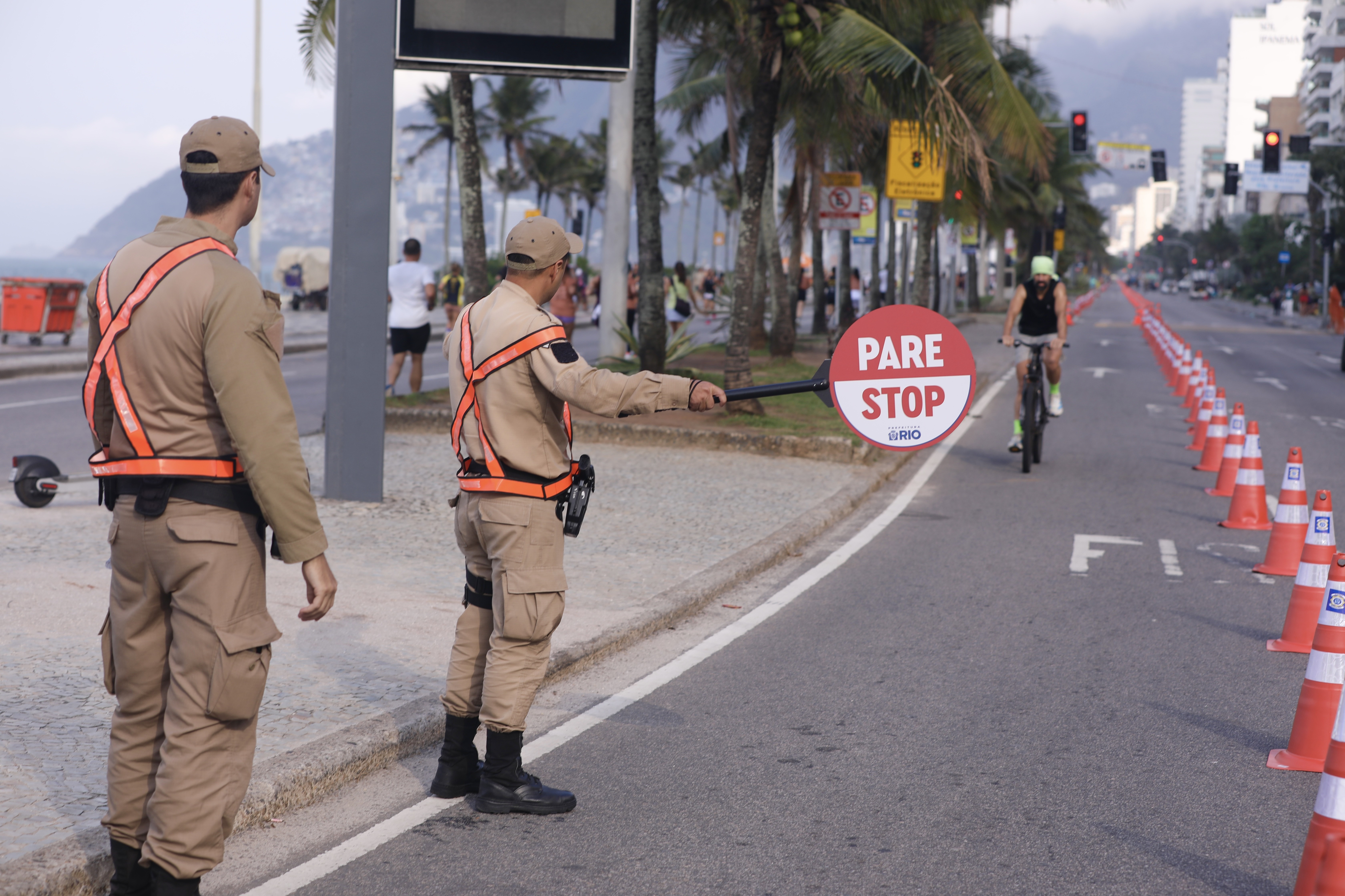 Nova ciclofaixa de lazer é inaugurada na orla da Zona Sul