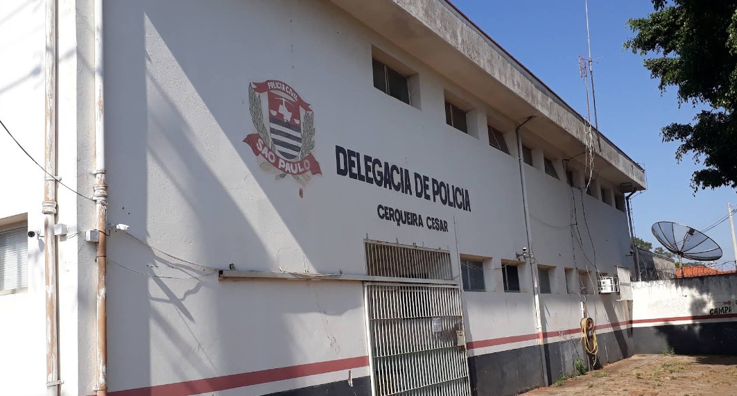 Polícia Civil prende dois suspeitos de golpes com PIX falso contra supermercados em Cerqueira César