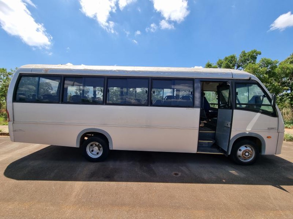 Ônibus disponível no Leilão da PCDF — Foto: Reprodução