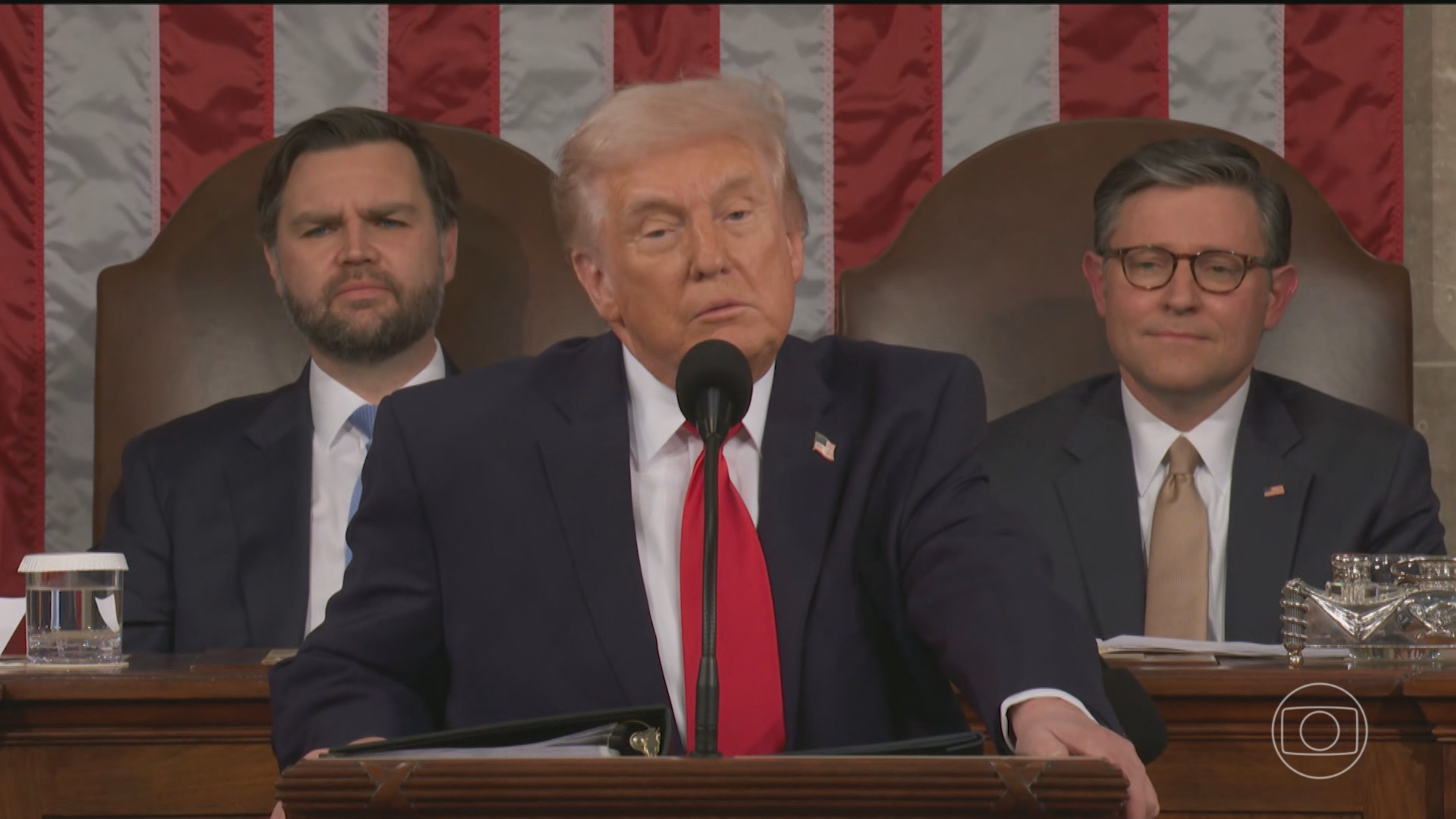 No Congresso dos EUA, Donald Trump faz balanço do primeiro ano de governo