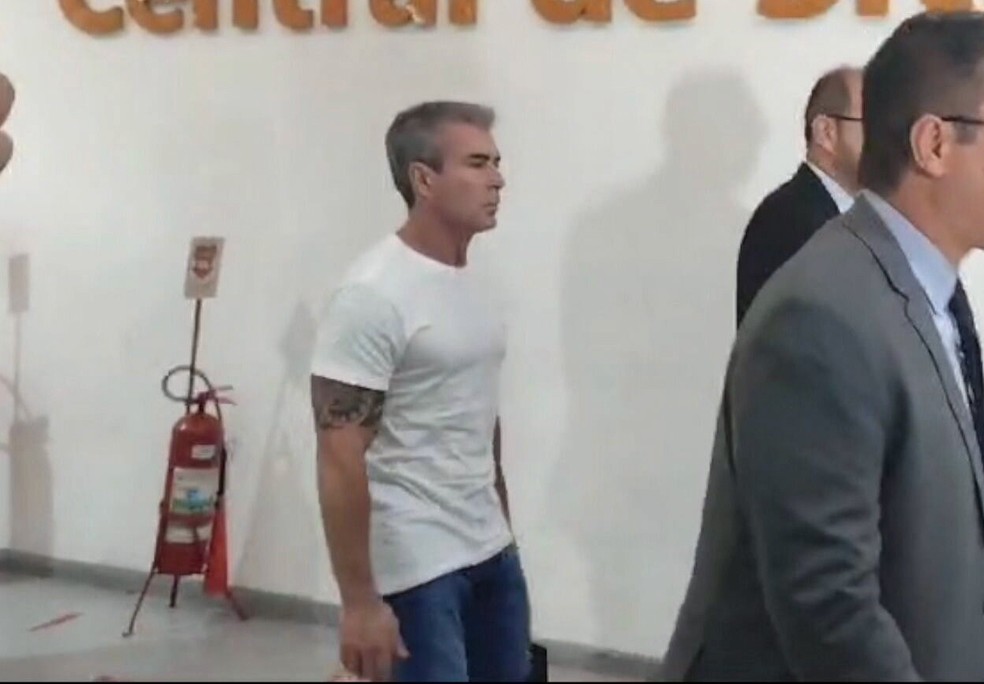 Rogério Andrade é preso no Rio de Janeiro — Foto: Reprodução/ TV Globo