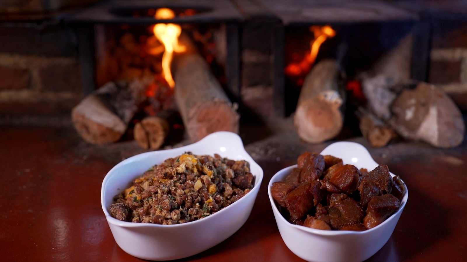 Hora do Rancho: carne de lata realça sabor do pernil