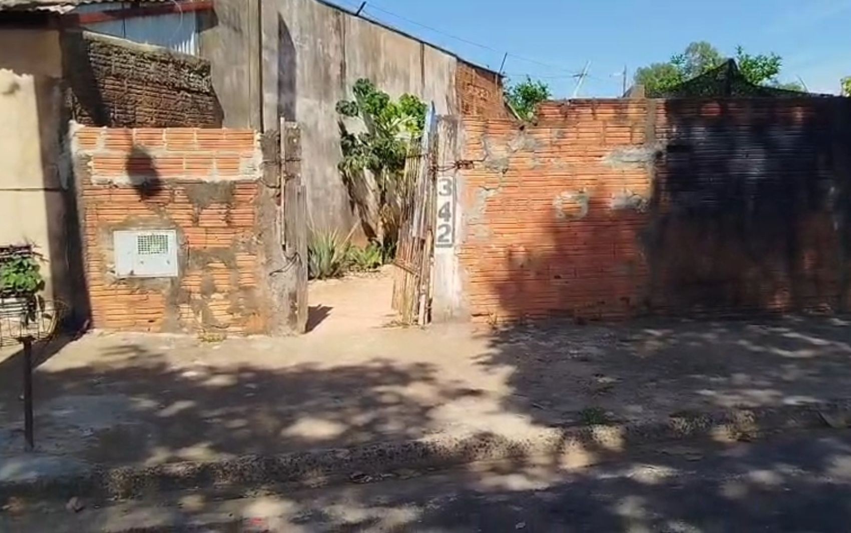 Idoso é encontrado morto e com rosto desfigurado dentro de casa em Franca, SP