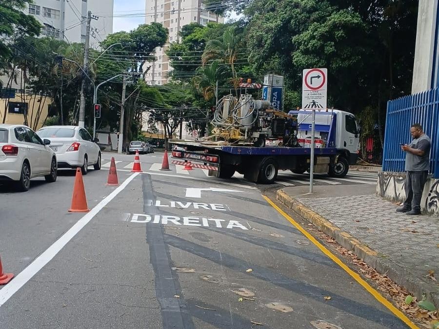 Prefeitura de Taubaté amplia sistema de conversão livre à direita na cidade; veja locais