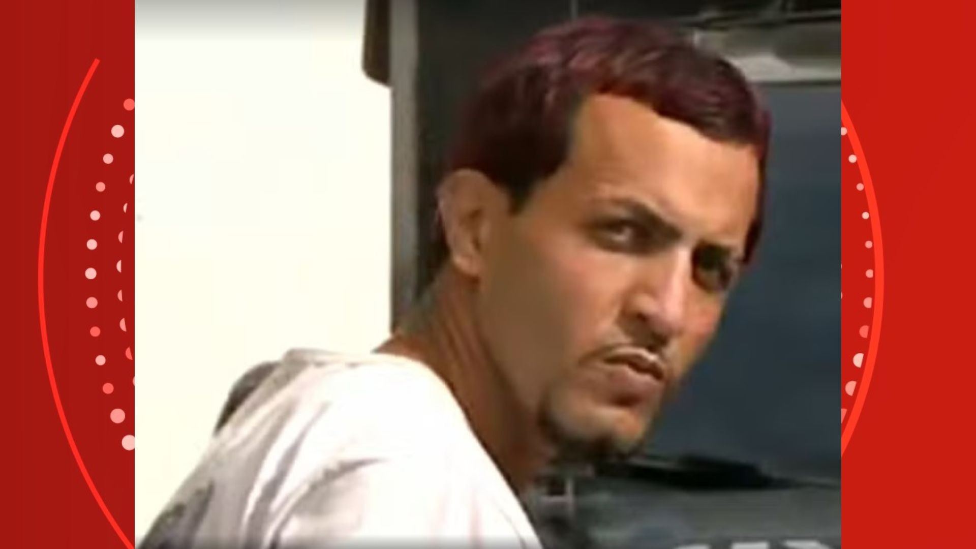 Homem é preso com submetralhadora de fabricação caseira em Cariacica, no ES