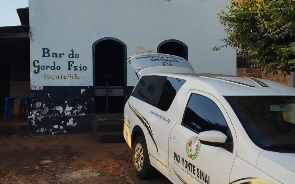 Edilson Roberto da Silva, conhecido como Beiçada, foi velado em um bar que frequentava após sofrer um infarto em Montes Claros de Goiás — Foto: Arquivo Pessoal/Edgar Guerra