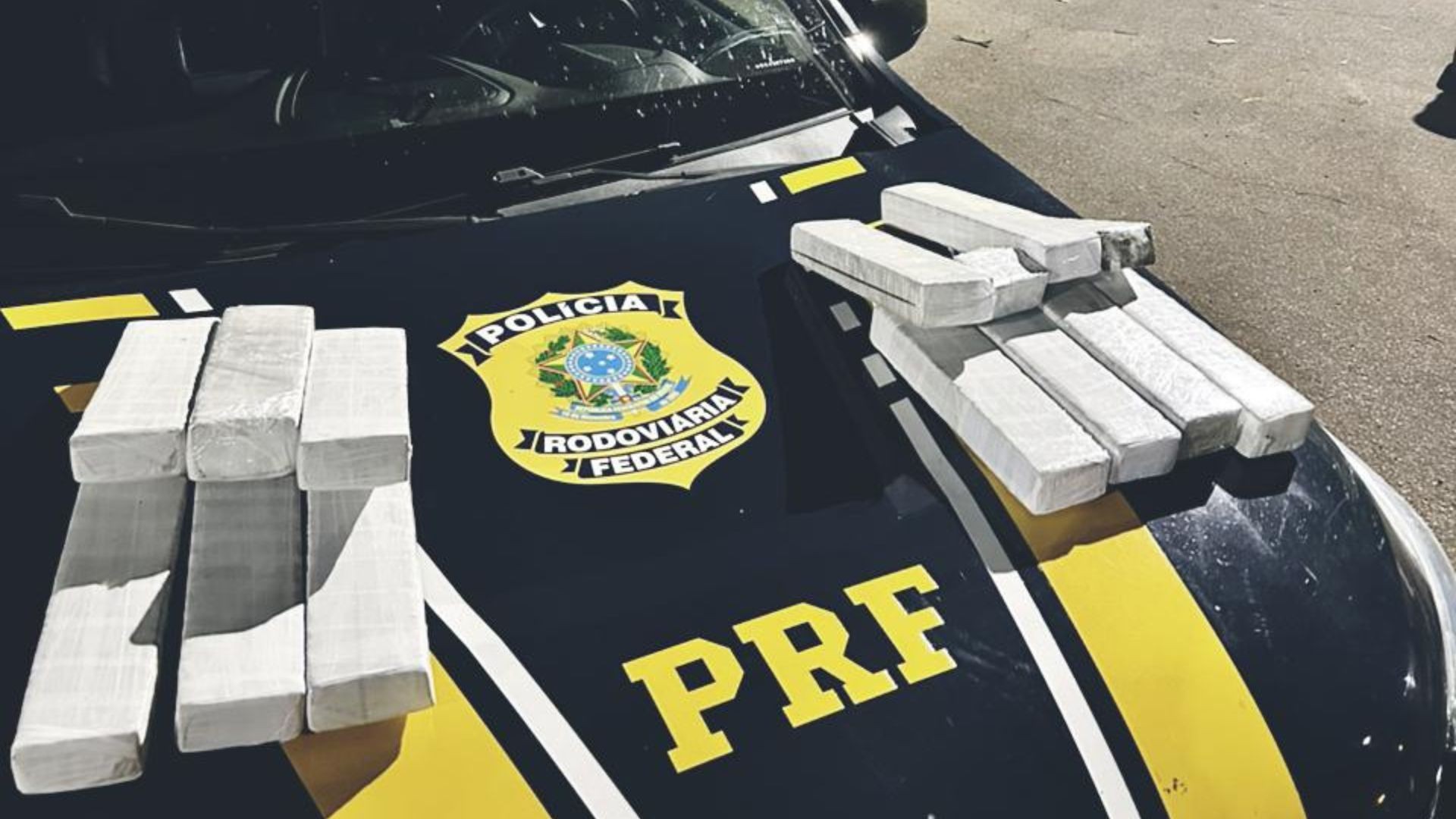 Casal viaja de Alagoas a Uberlândia para buscar maconha e acaba preso na BR-365