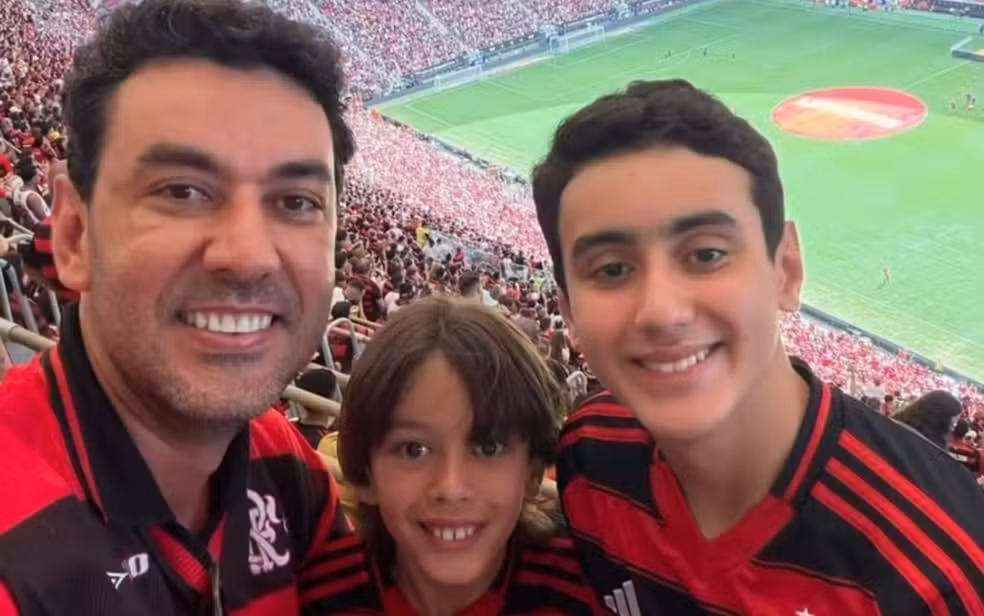 Secretário de Governo da Prefeitura de Itumbiara Thales Machado e os dois filhos — Foto: Reprodução/Instagram de Thales Machado