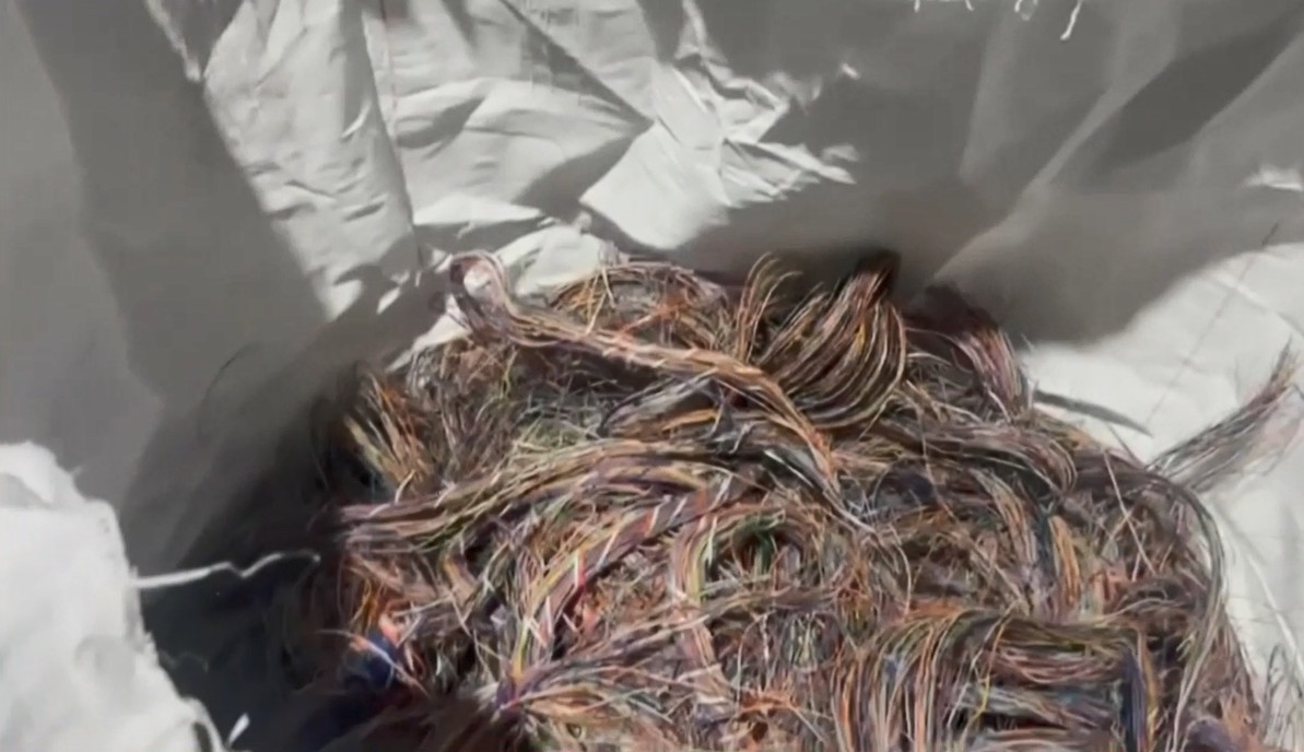 Polícia encontra depósito de cabos e fios de cobre furtados em Itaquera, na Zona Leste de SP