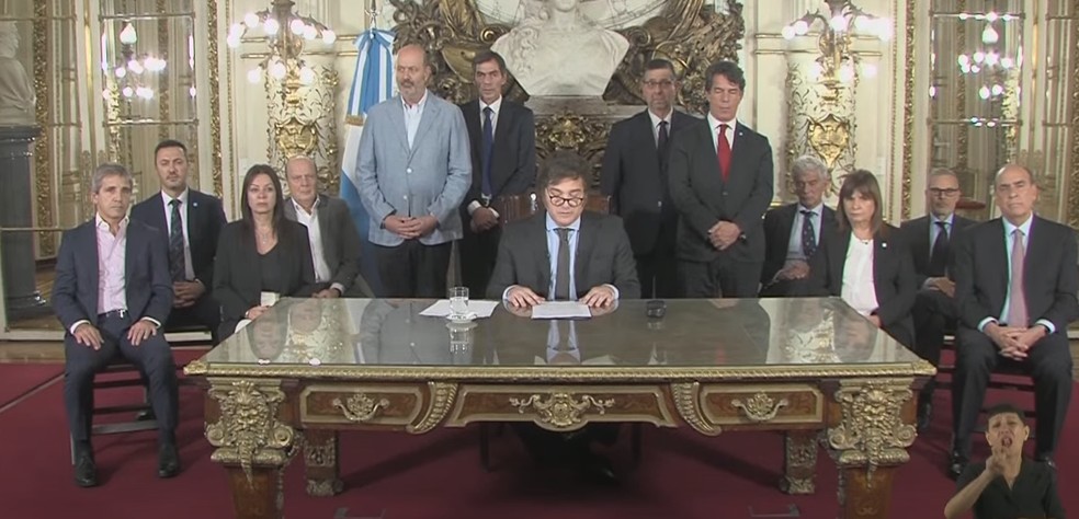 Presidente da Argentina, Javier Milei, discursa sobre conflitos — Foto: Reprodução/Casa Rosada