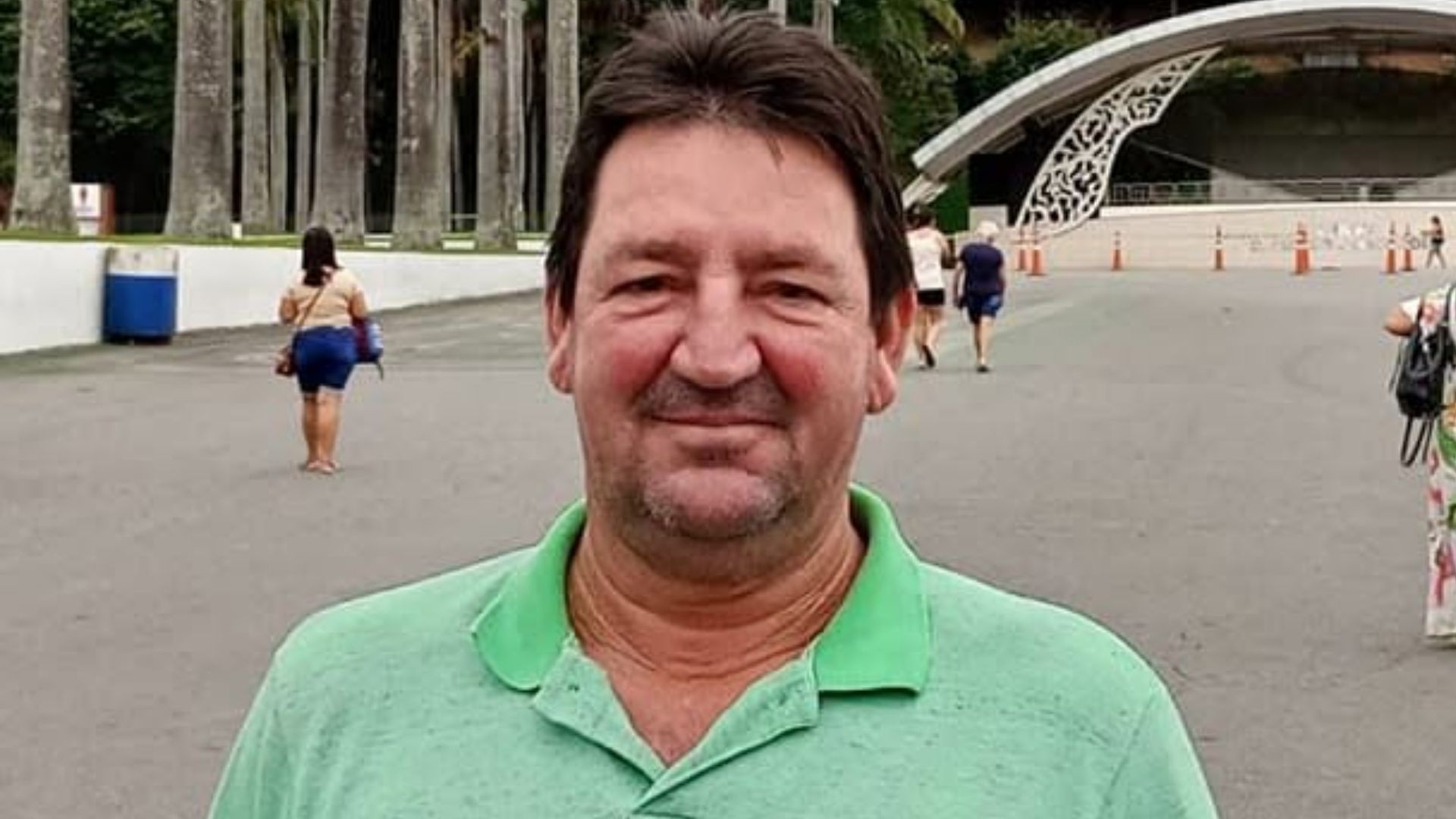 Servidor público morre após ser atingido por portão de secretaria municipal no ES