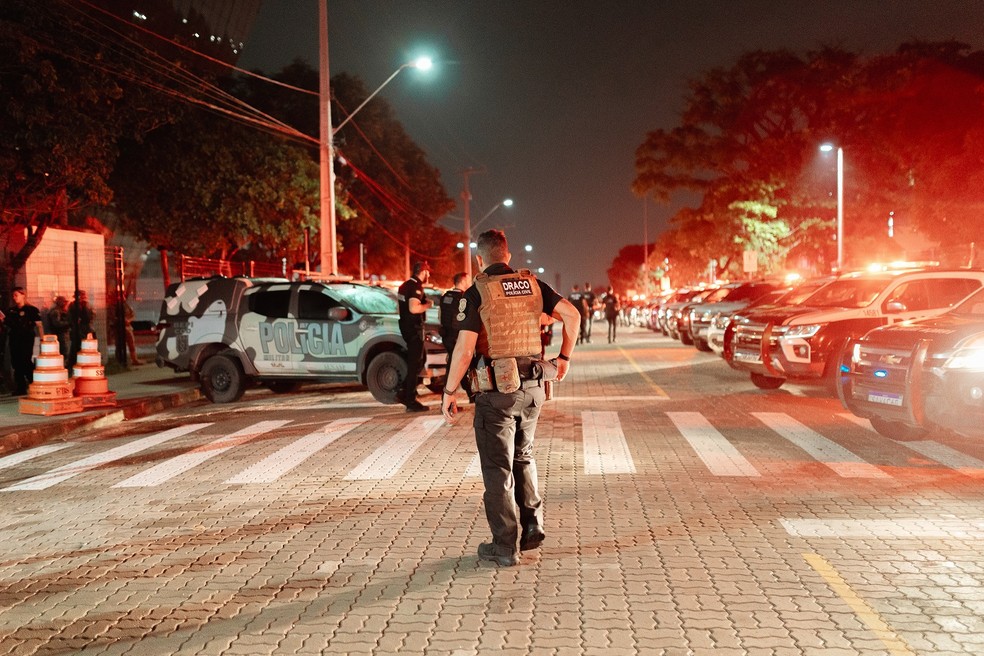 Operação Heresia ocorre simultaneamente em 32 municípios, com a participação de mais de mil agentes de segurança. — Foto: Ficco-CE/ Divulgação