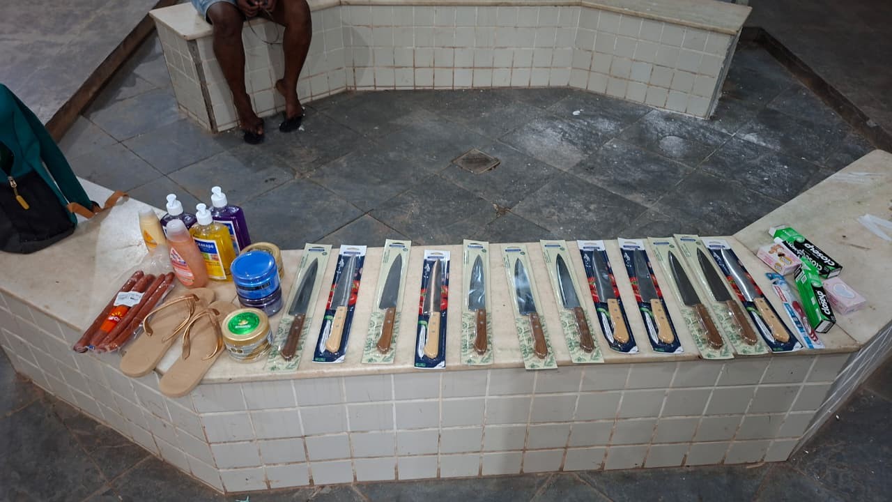 Mulher é presa suspeita de furtar produtos em supermercado no bairro Aldeia em Santarém