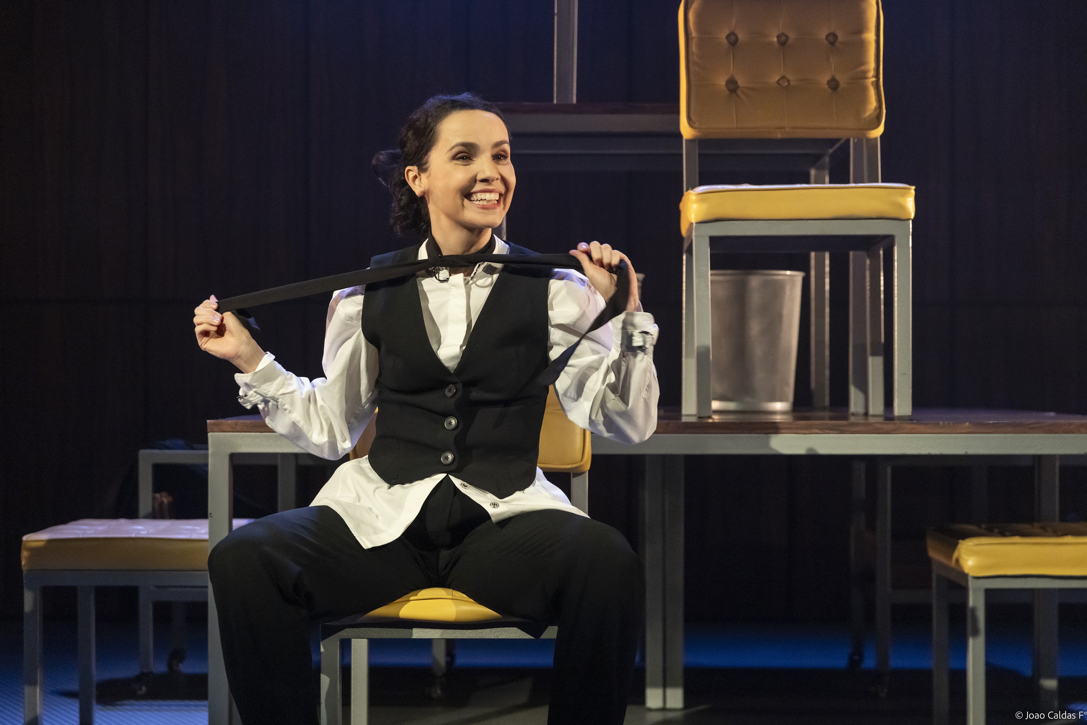 Débora Falabella, Lilia Cabral, Vera Holtz, Marília Gabriela e grandes nomes do teatro se apresentam de graça em SP; veja datas