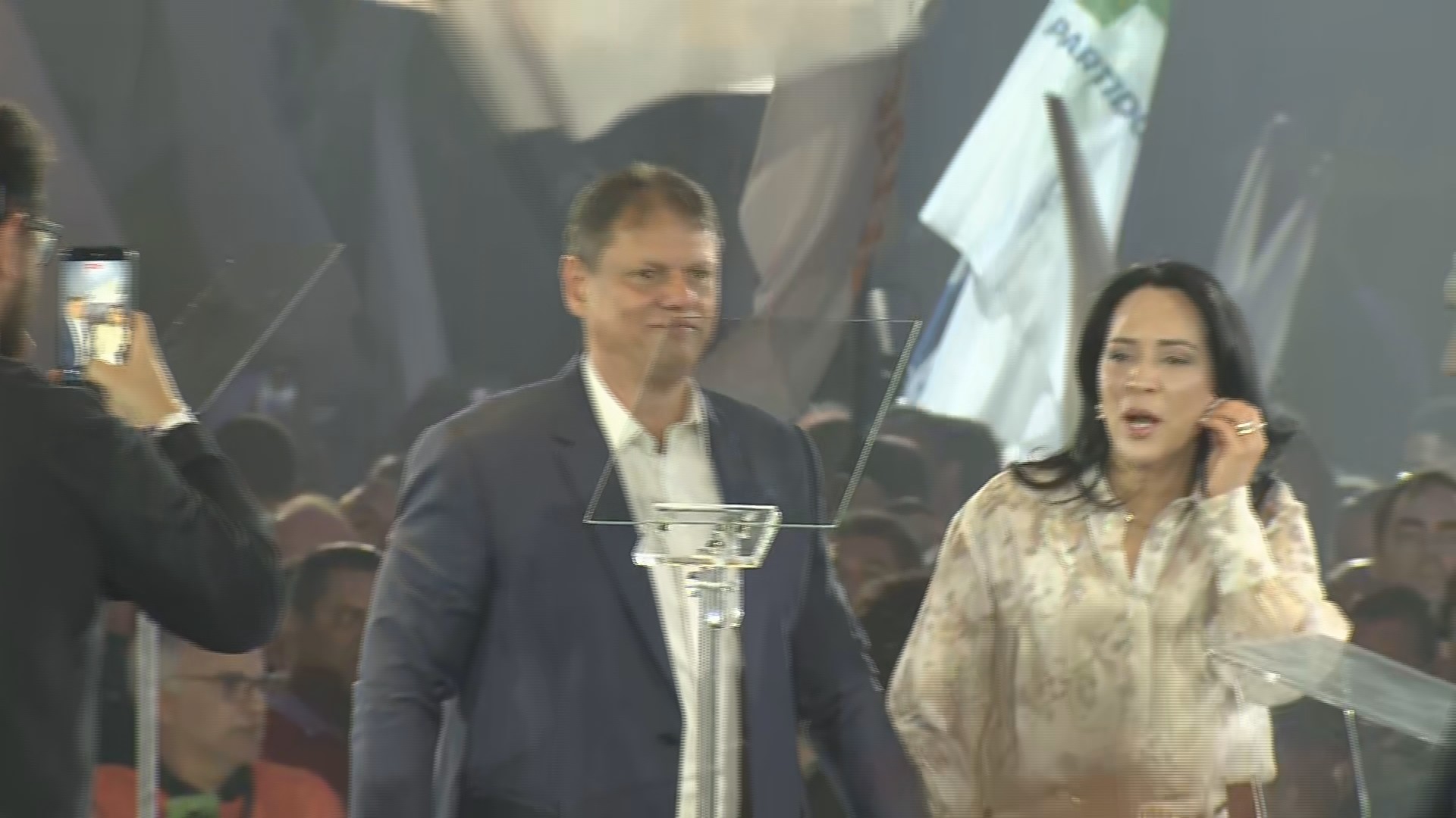 Com presença de Flávio Bolsonaro, Republicanos lança Tarcísio de Freitas como candidato ao governo de São Paulo