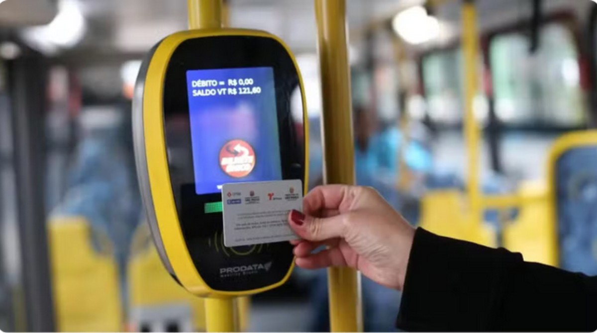 Ônibus em SP passam a aceitar pagamento via bluetooth em quase 300 linhas; veja como usar