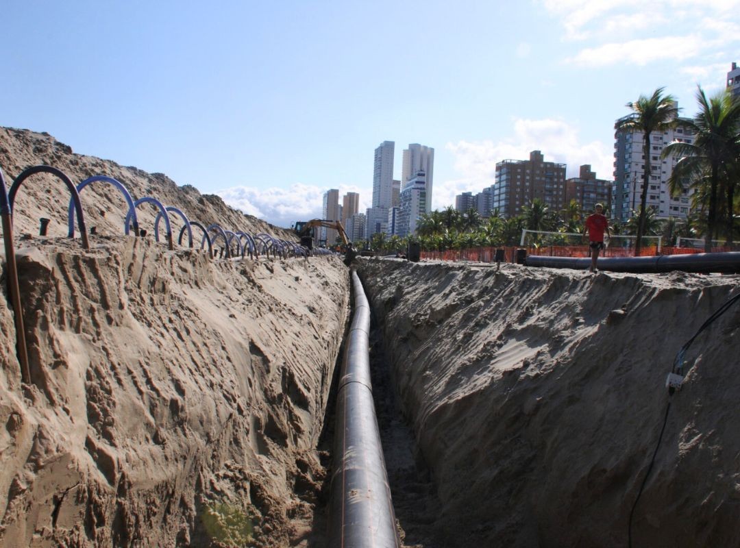 Obras da Sabesp devem ampliar o saneamento básico em 10 bairros de Praia Grande, SP 