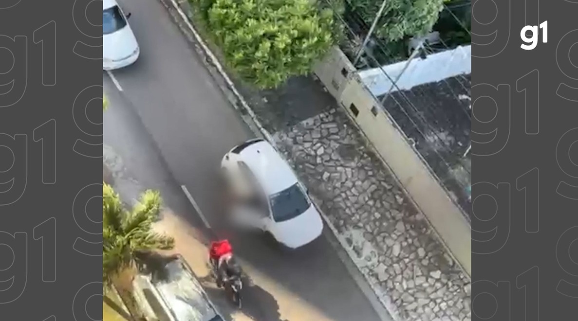 Mulher fica ferida após ser arrastada por carro dirigido por ex-namorado em João Pessoa; vídeo